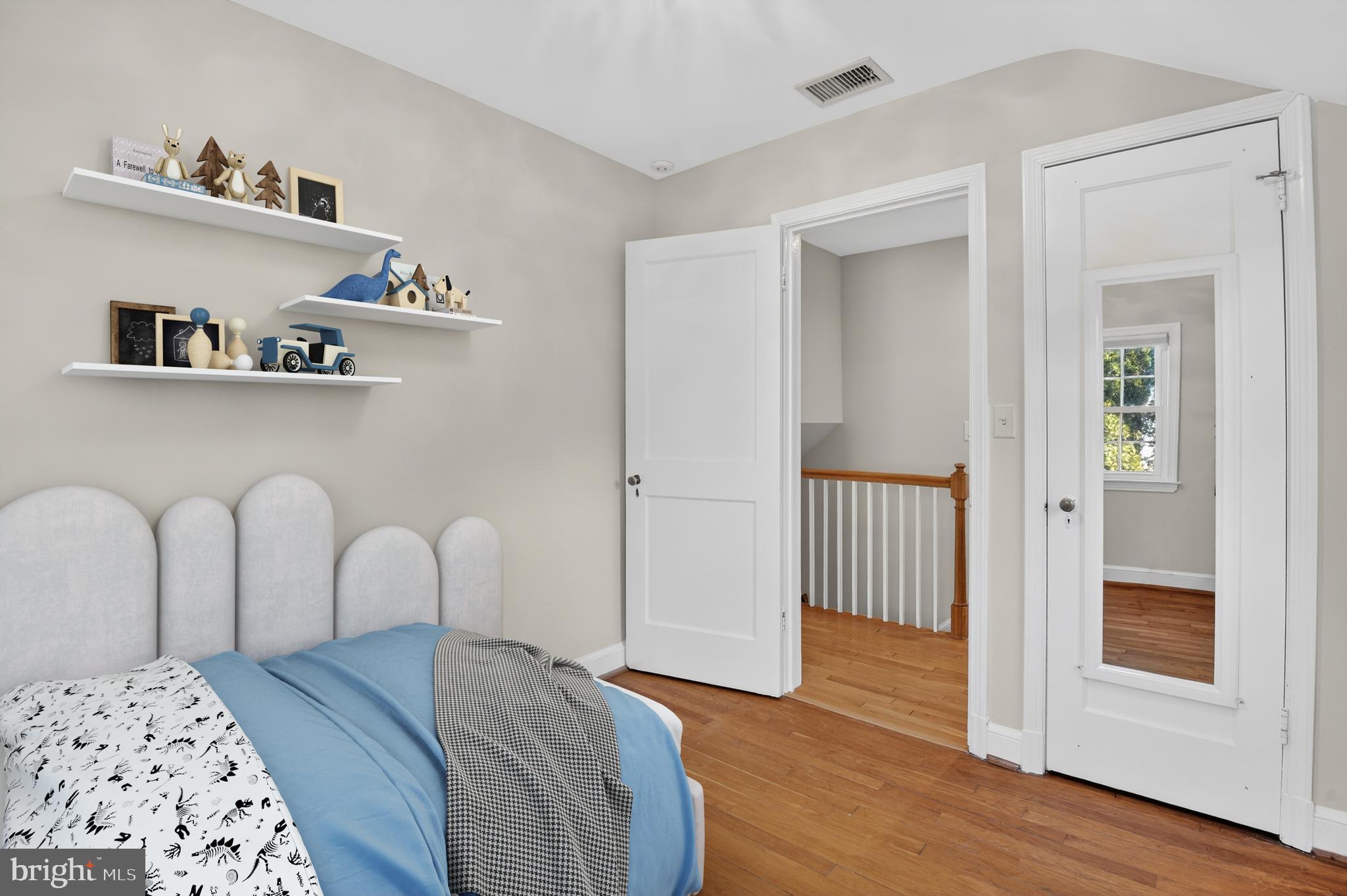 5410 BRADLEY BOULEVARD