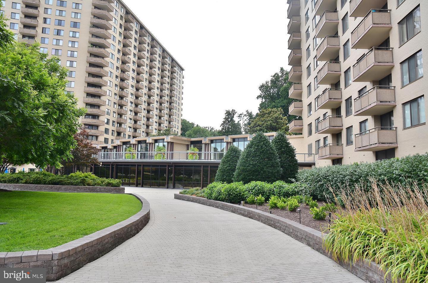 5225 POOKS HILL ROAD 120N