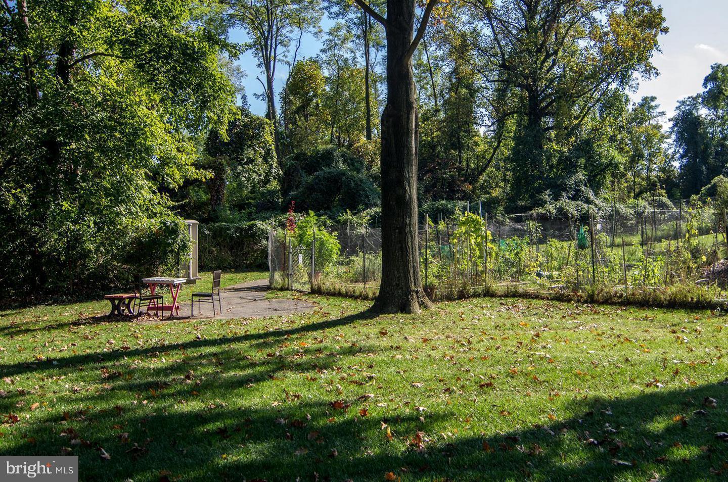 5225 POOKS HILL ROAD 120N