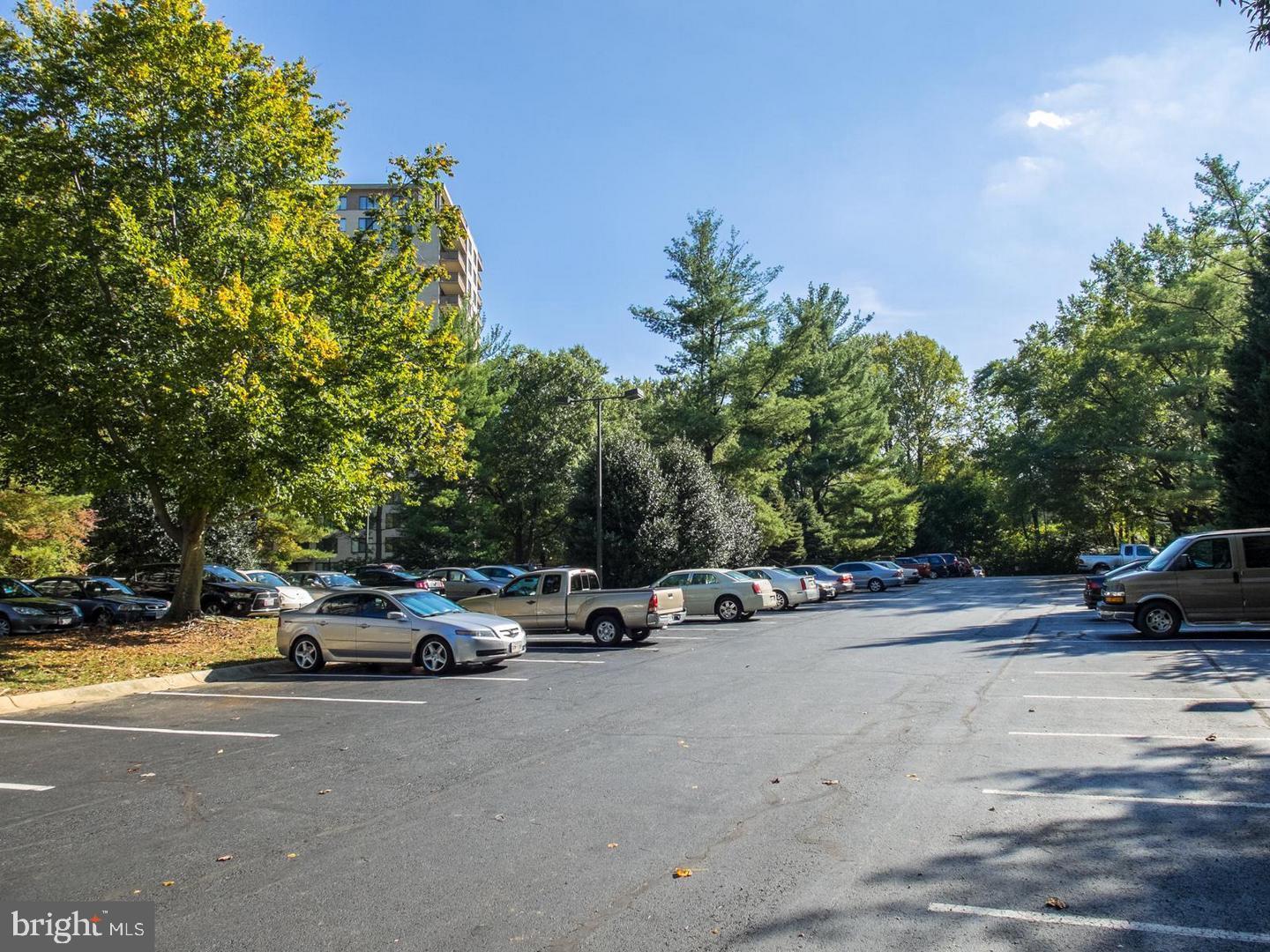 5225 POOKS HILL ROAD 120N