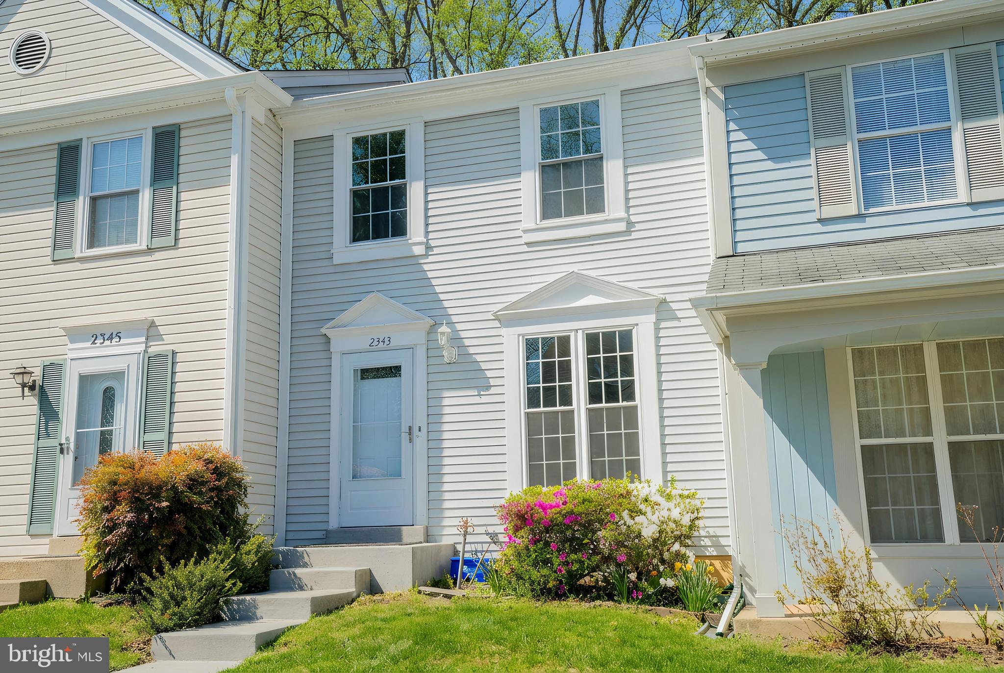 2343 LONDON BRIDGE DRIVE