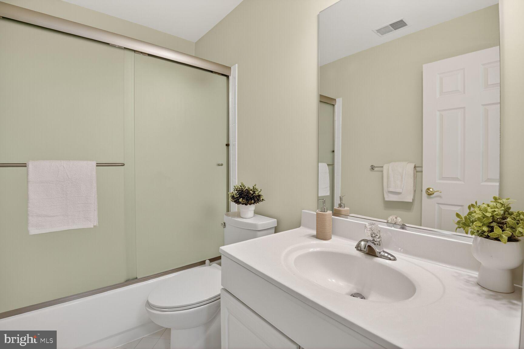 13766 LAMBERTINA PLACE