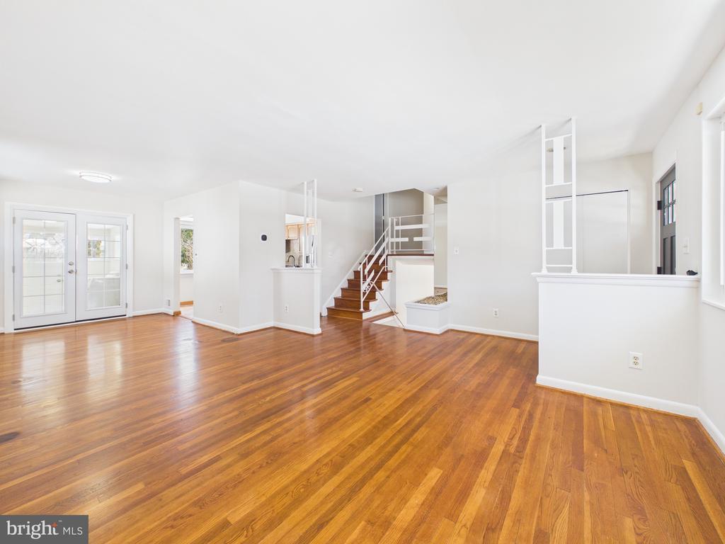 10309 CONOVER DRIVE