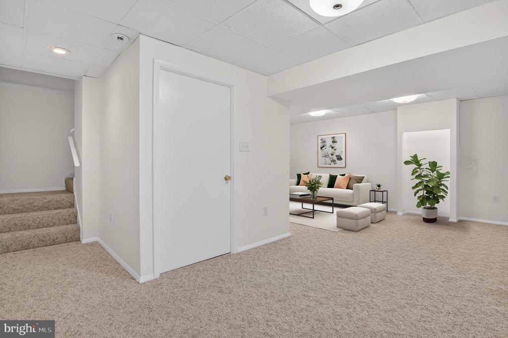 8428 TEA ROSE DRIVE