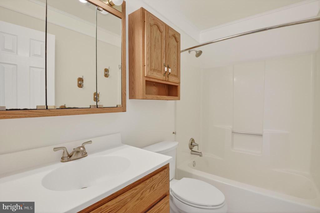 8428 TEA ROSE DRIVE