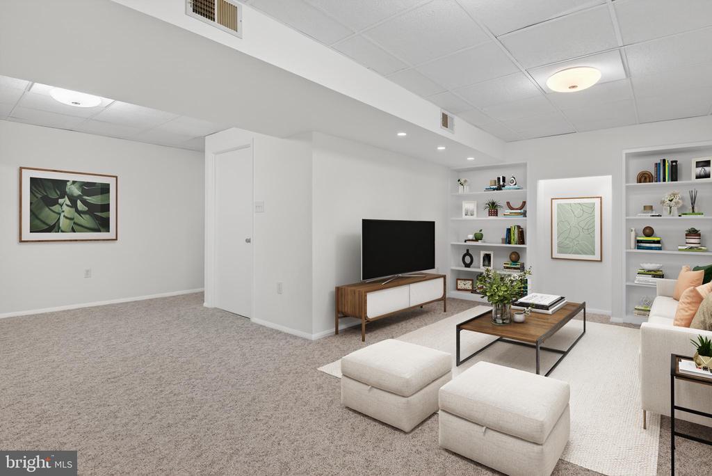 8428 TEA ROSE DRIVE