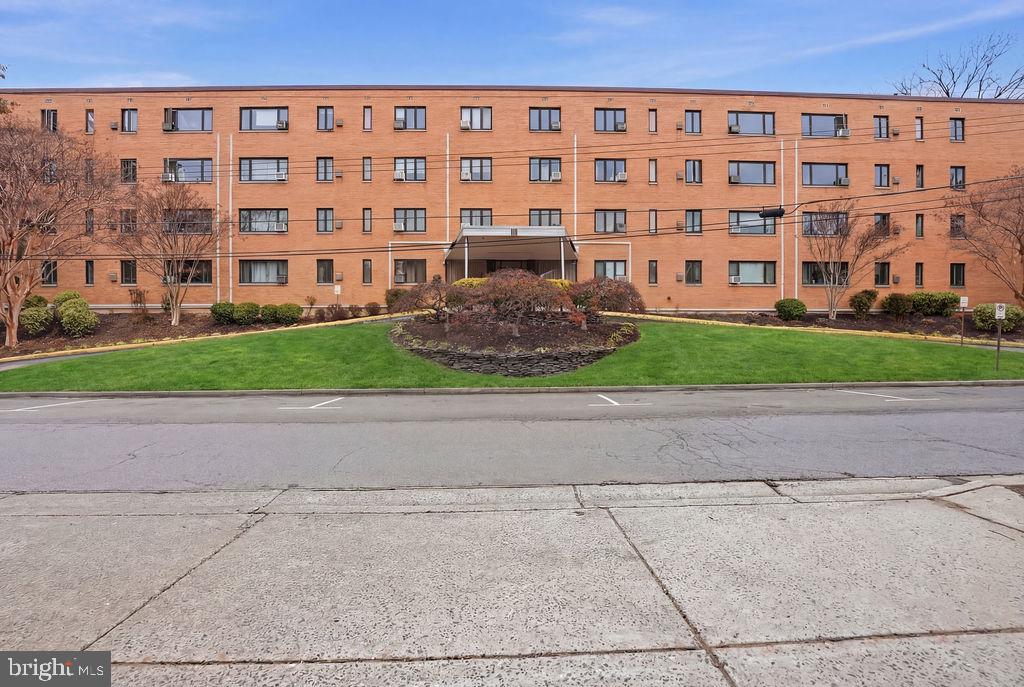 111 LEE AVENUE 302