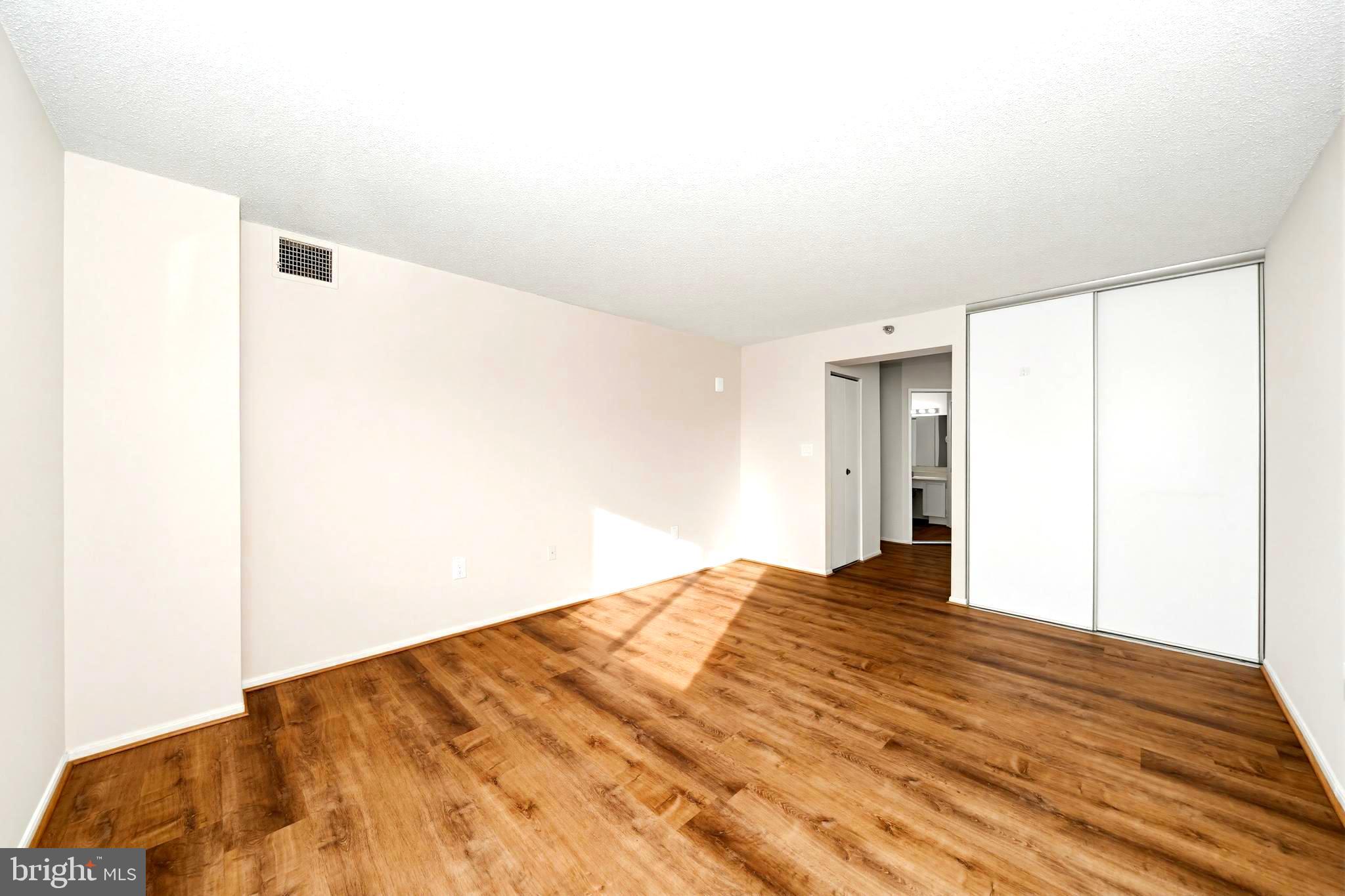 15115 INTERLACHEN 3-621