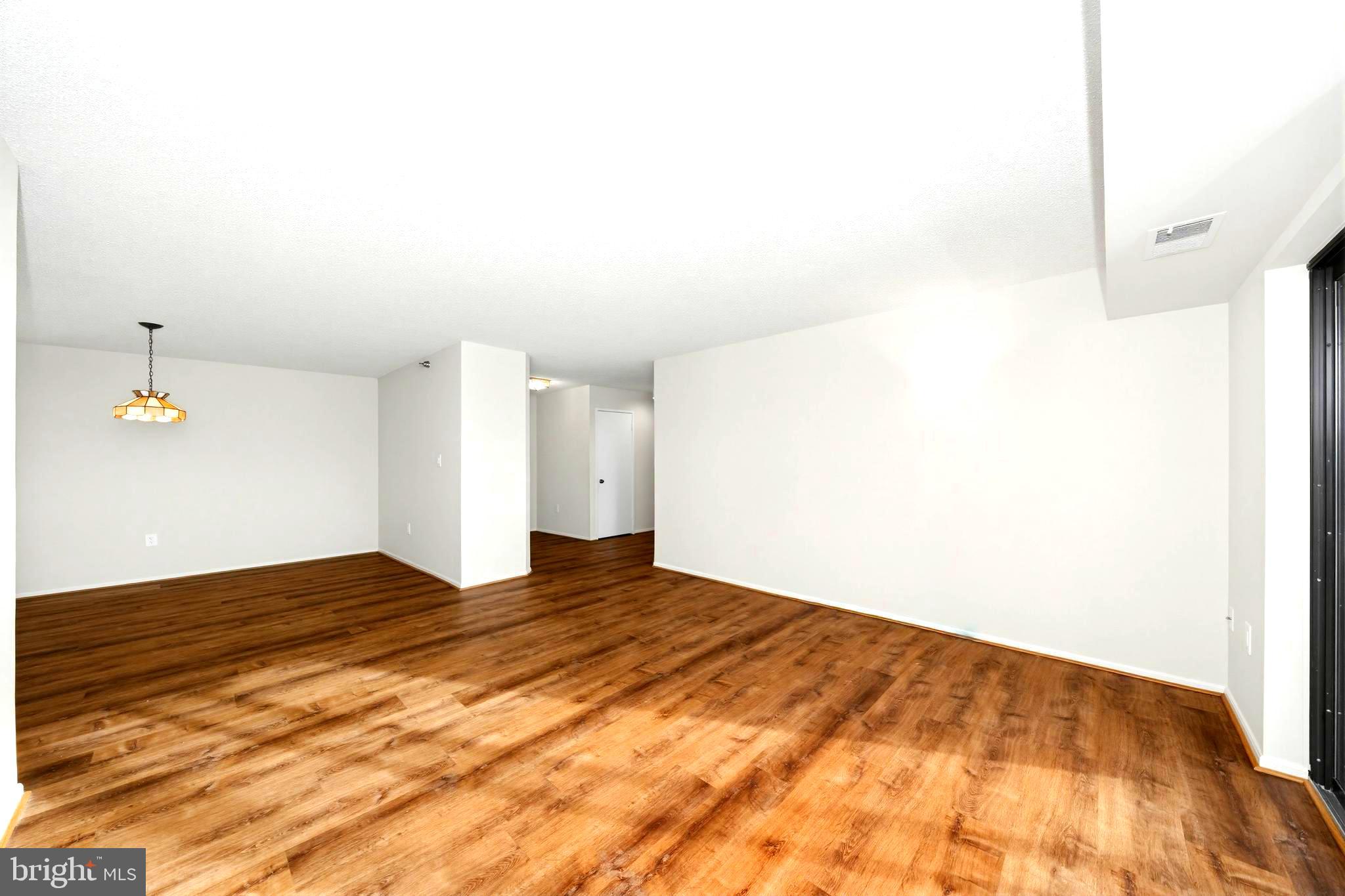 15115 INTERLACHEN 3-621