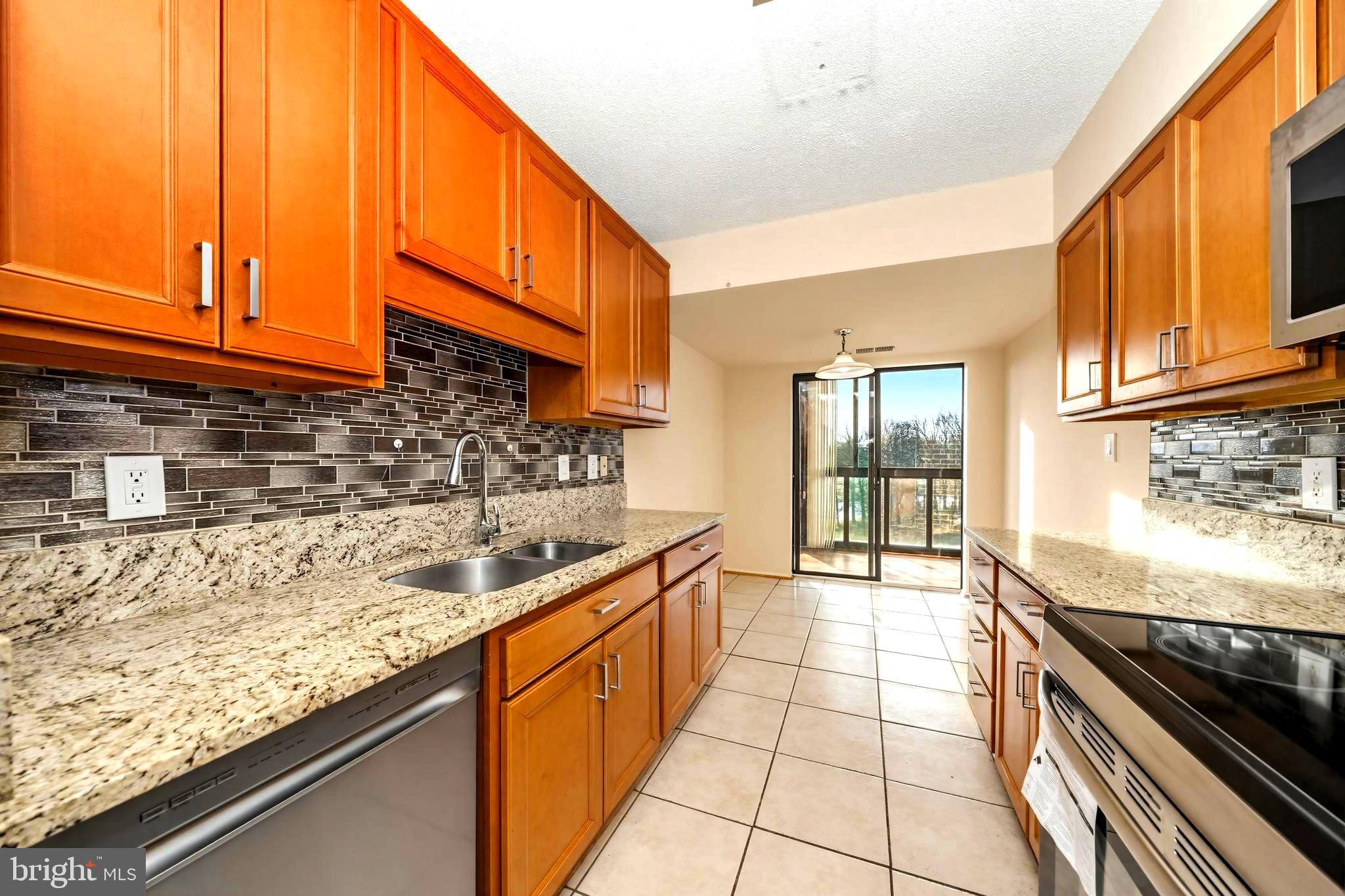 15115 INTERLACHEN 3-621