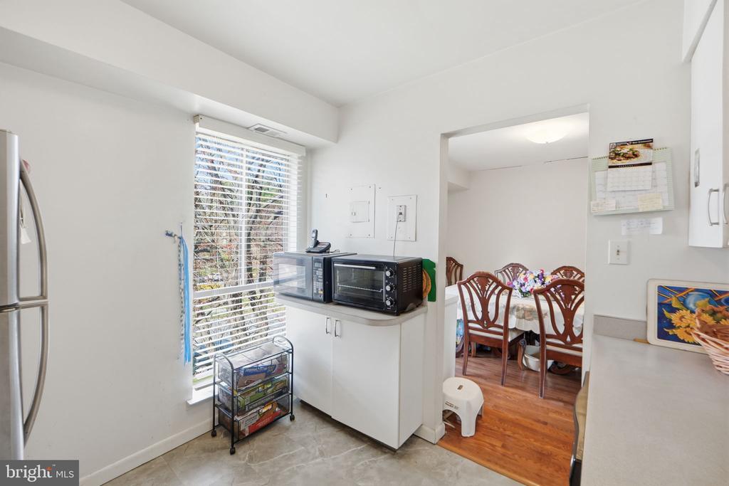 17805 BUEHLER ROAD 3