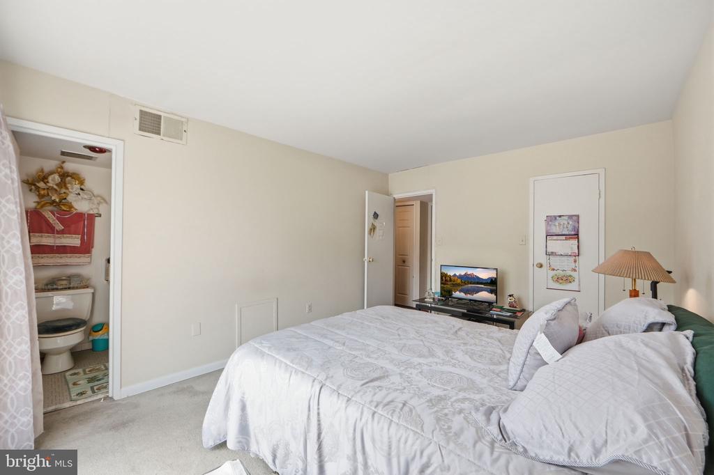 17805 BUEHLER ROAD 3