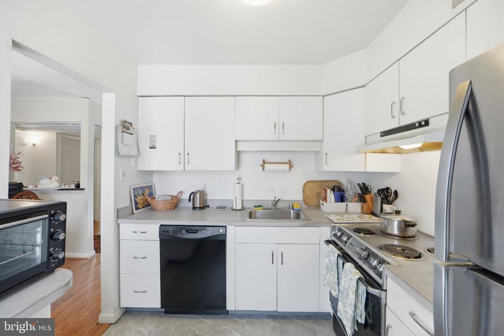17805 BUEHLER ROAD 3