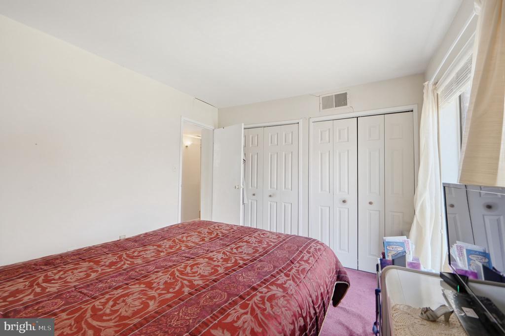 17805 BUEHLER ROAD 3