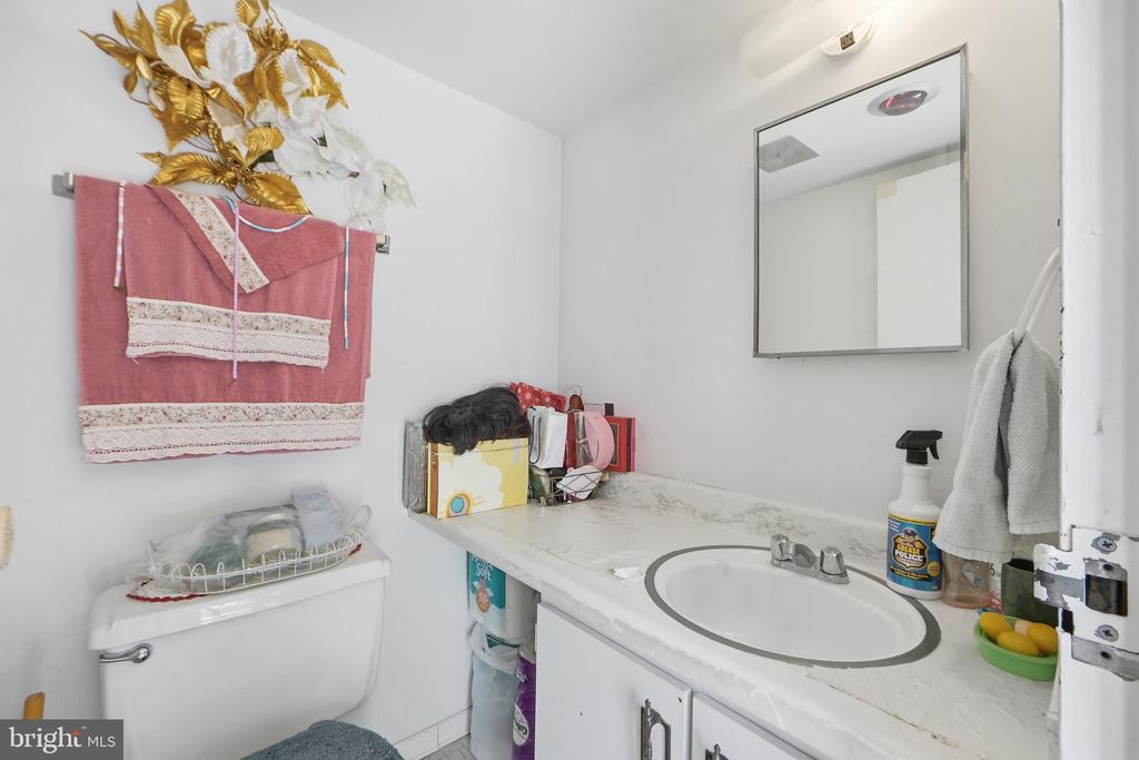 17805 BUEHLER ROAD 3