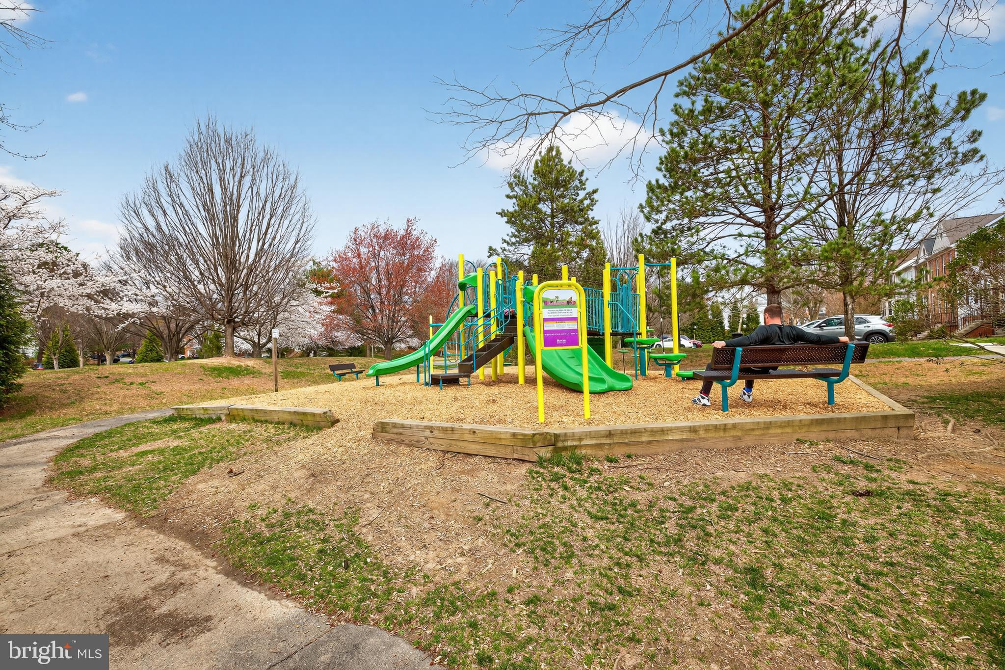 7810 HERITAGE FARM DRIVE
