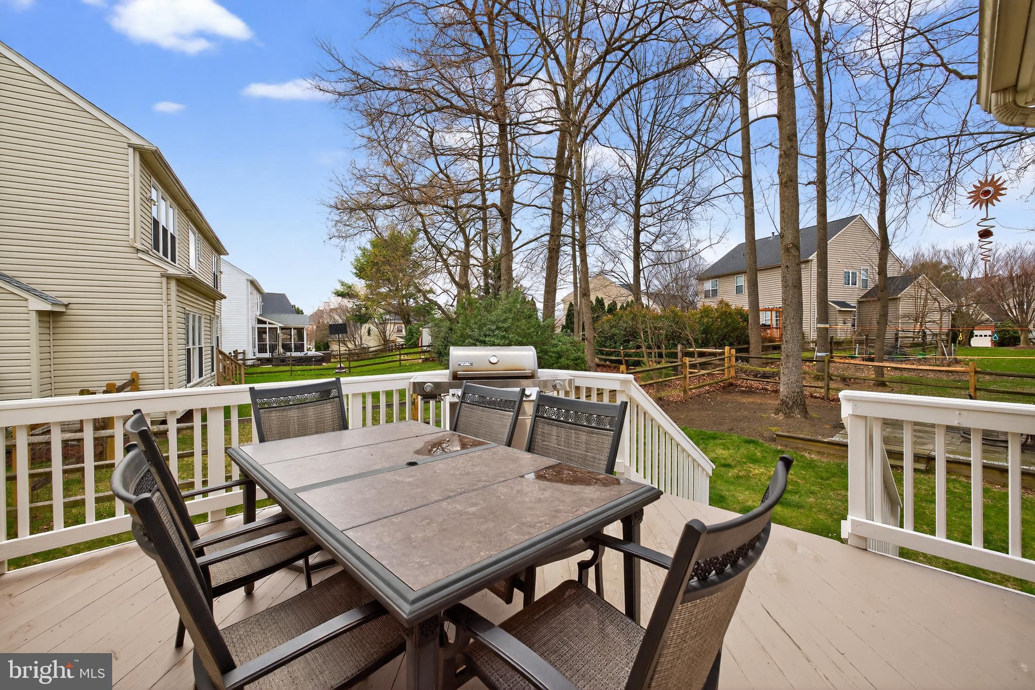 7810 HERITAGE FARM DRIVE