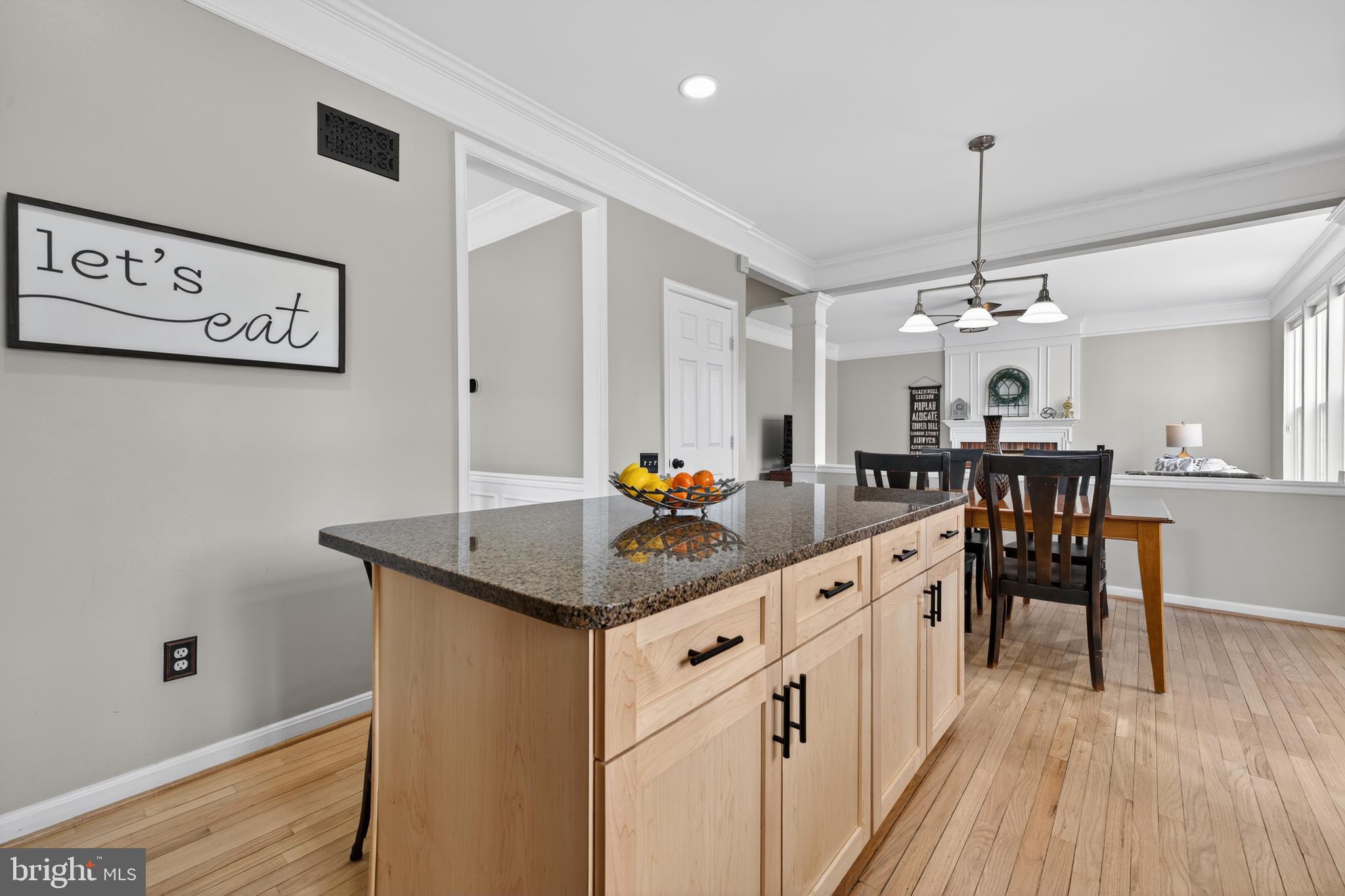 7810 HERITAGE FARM DRIVE