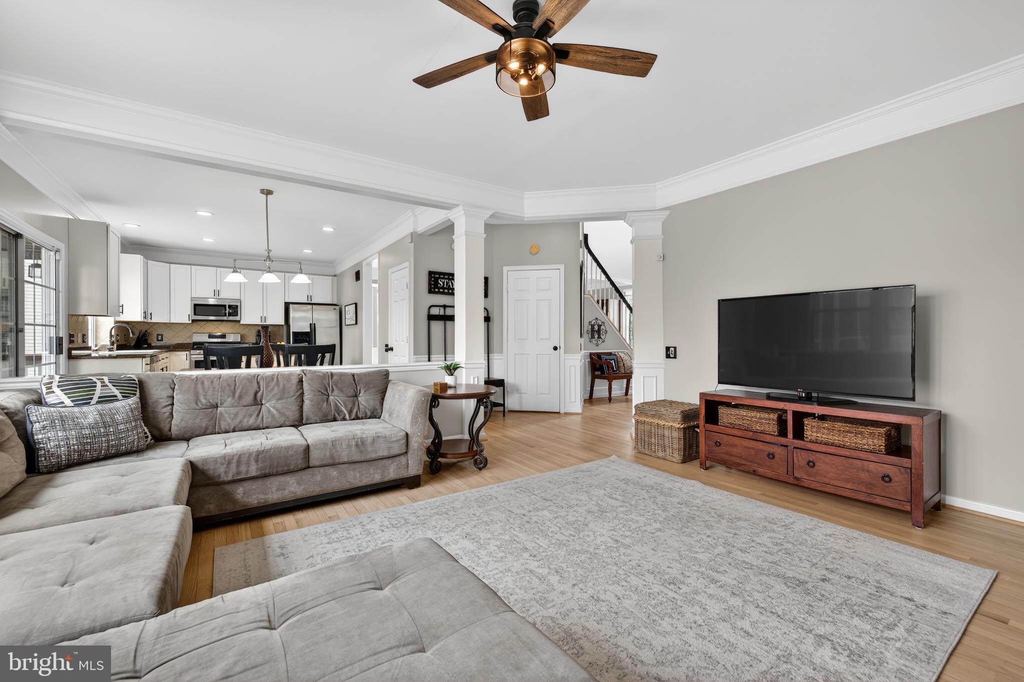 7810 HERITAGE FARM DRIVE