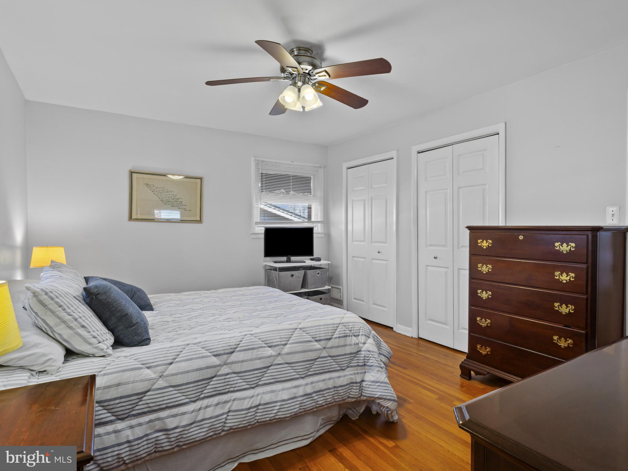 935 LOXFORD TERRACE