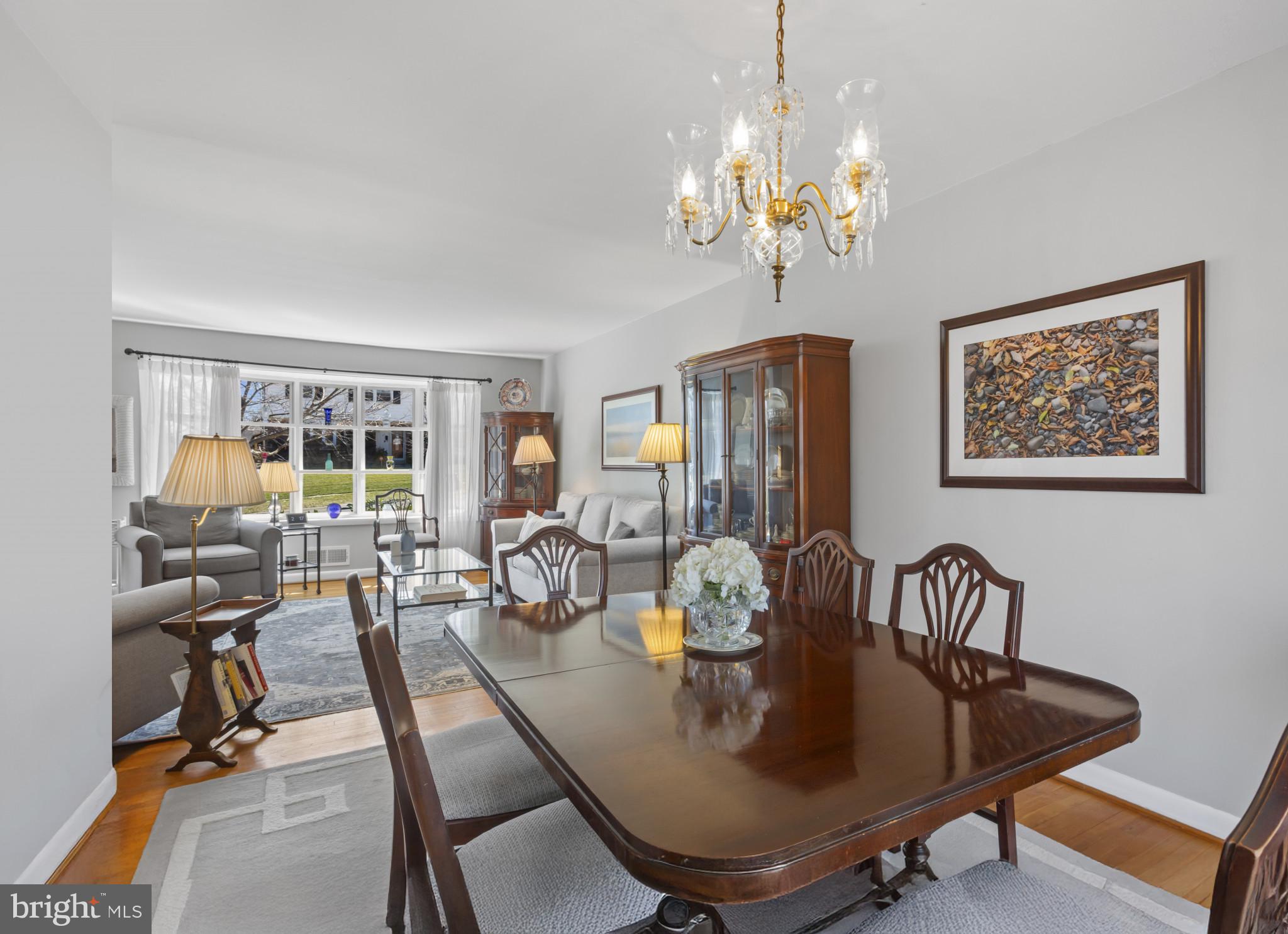 935 LOXFORD TERRACE