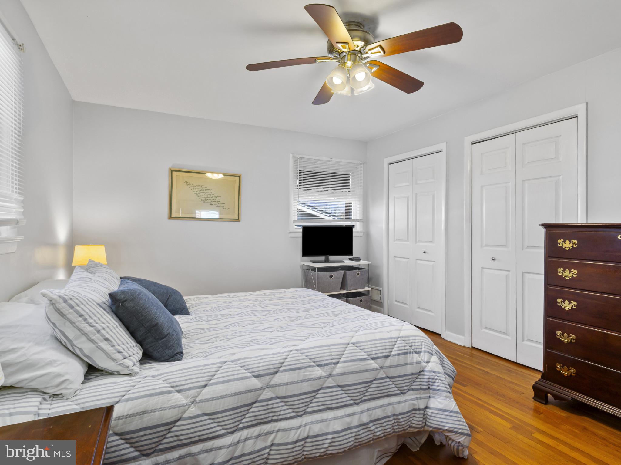 935 LOXFORD TERRACE