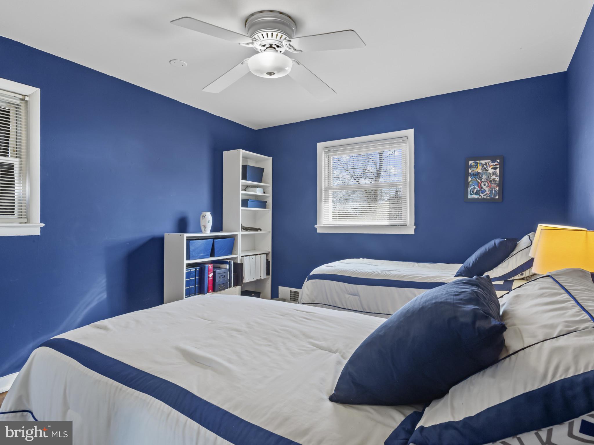 935 LOXFORD TERRACE