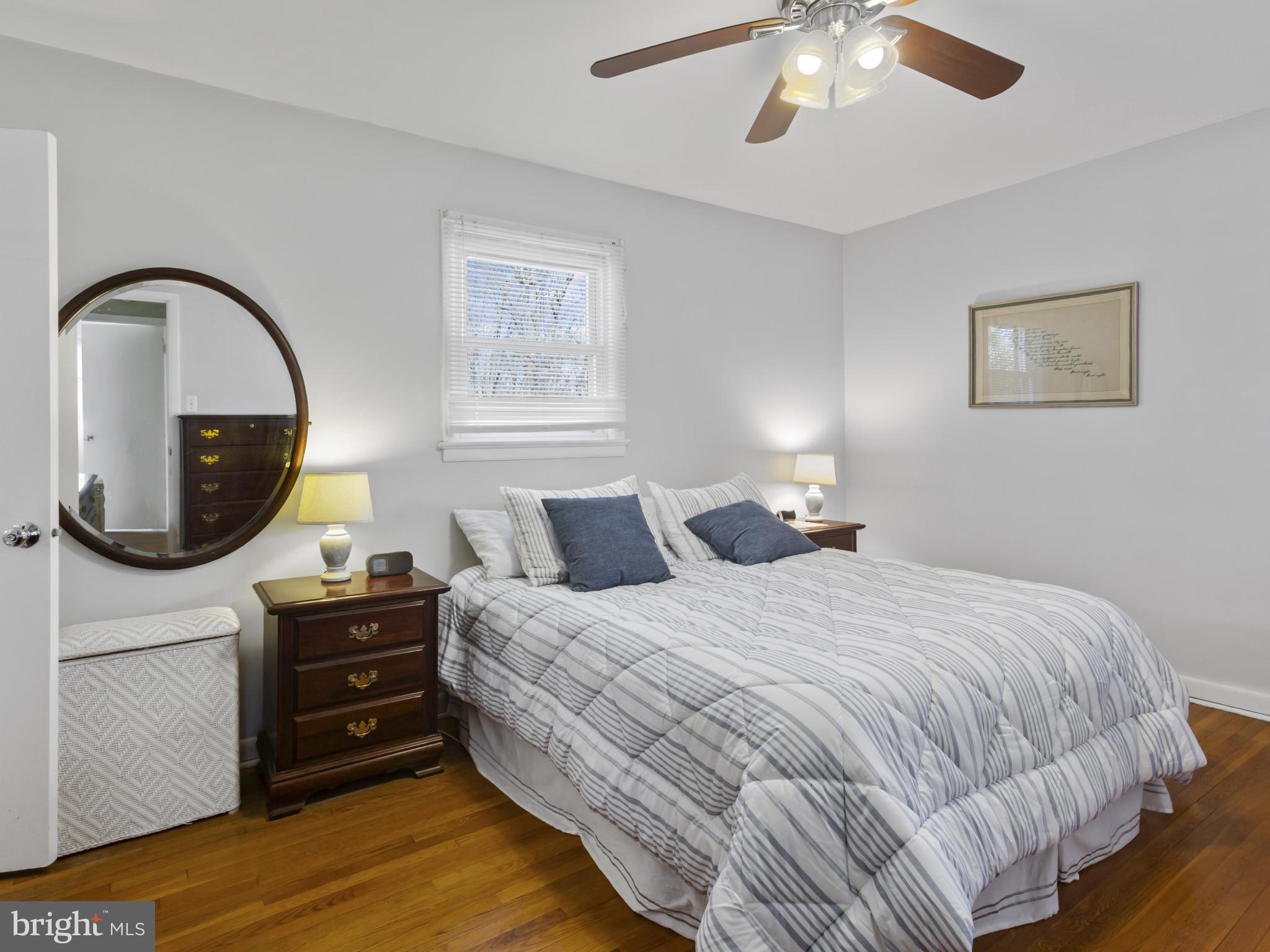 935 LOXFORD TERRACE