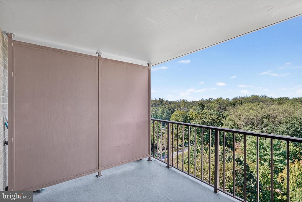 10101 GROSVENOR PLACE 1603