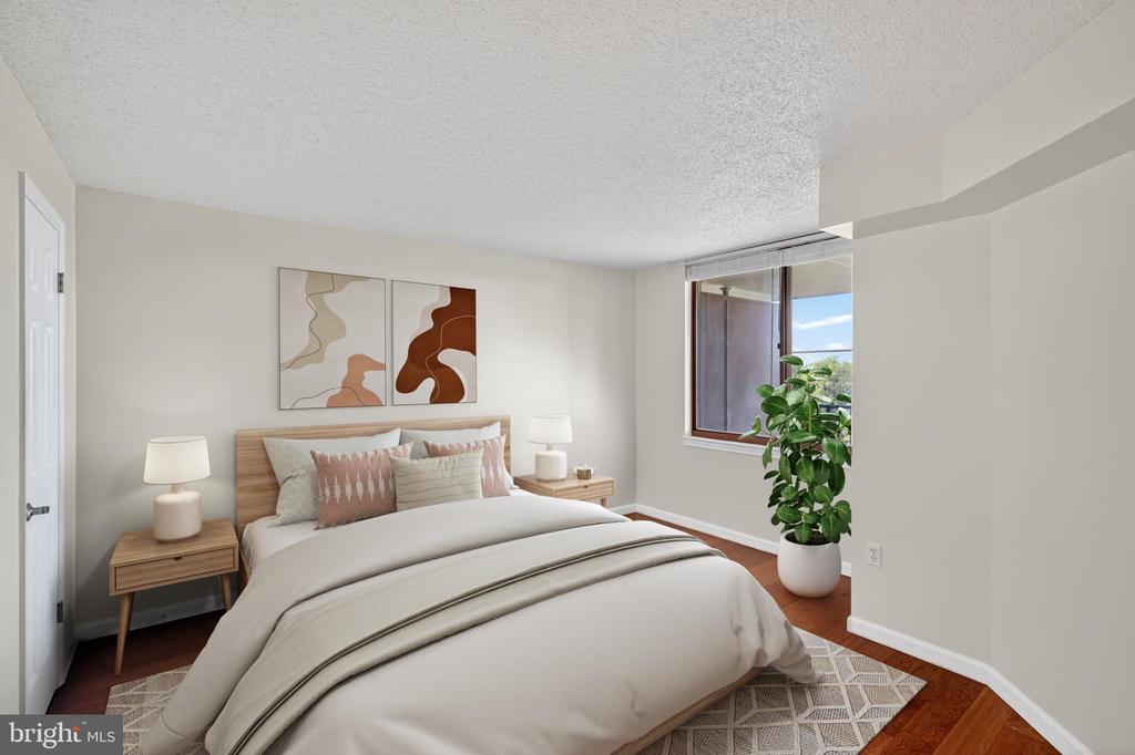 10101 GROSVENOR PLACE 1603