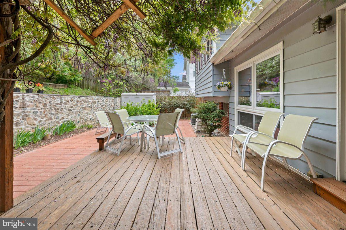 802 CABIN JOHN PARKWAY