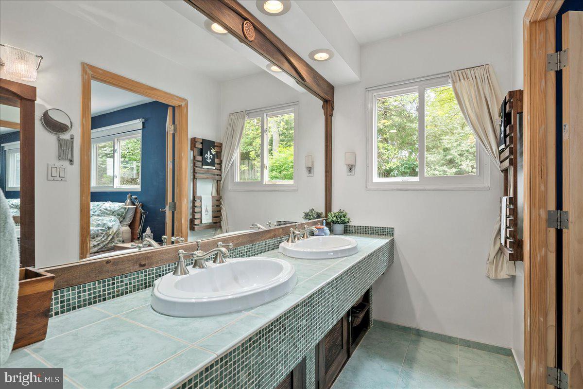 802 CABIN JOHN PARKWAY