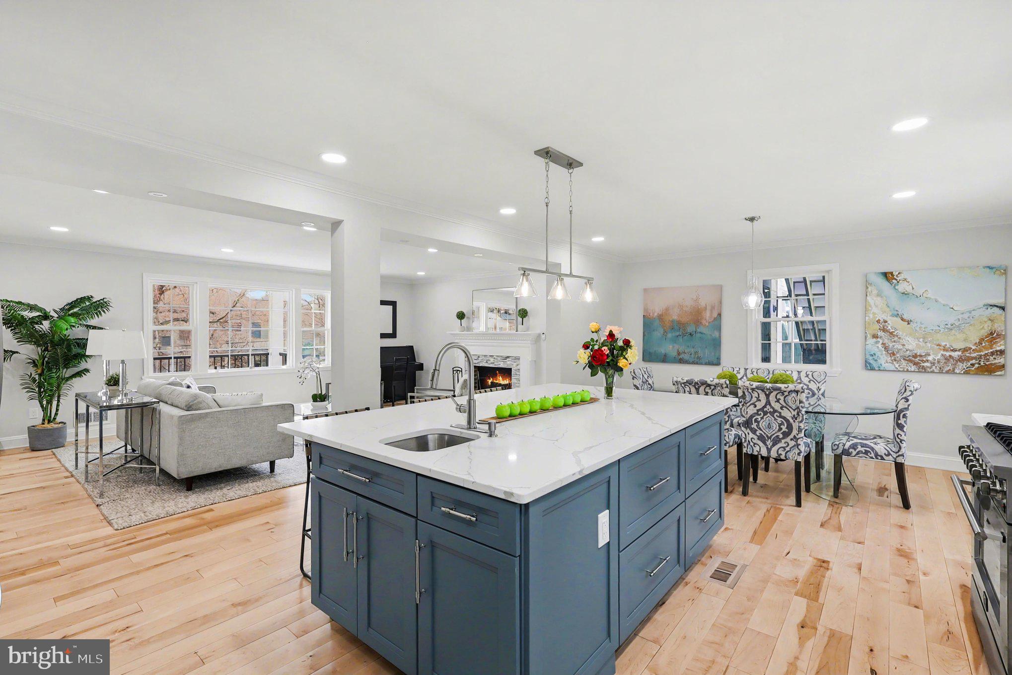 9414 WADSWORTH DRIVE