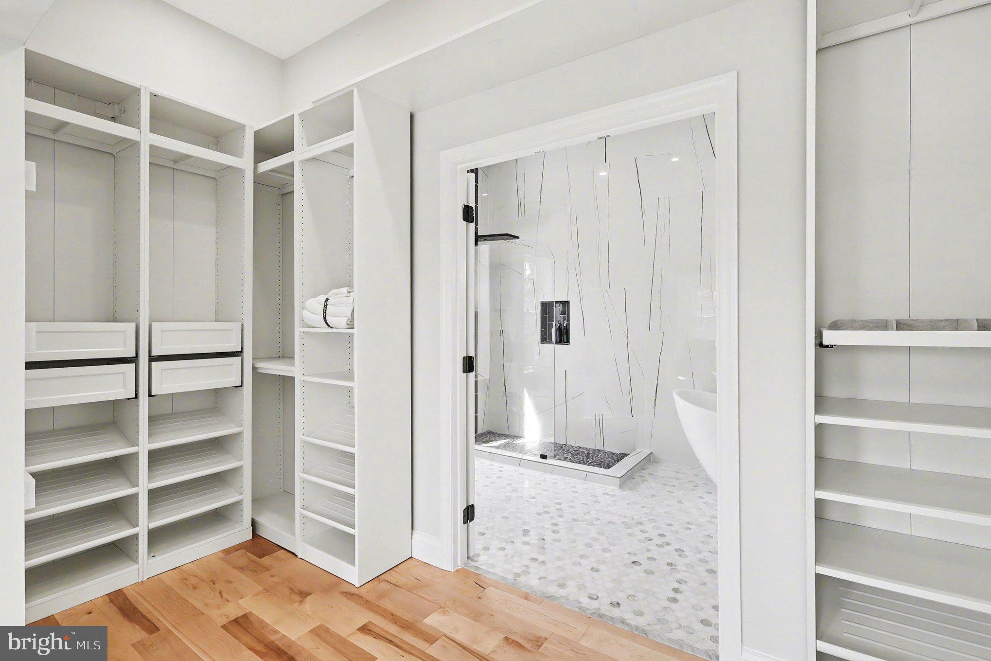 9414 WADSWORTH DRIVE