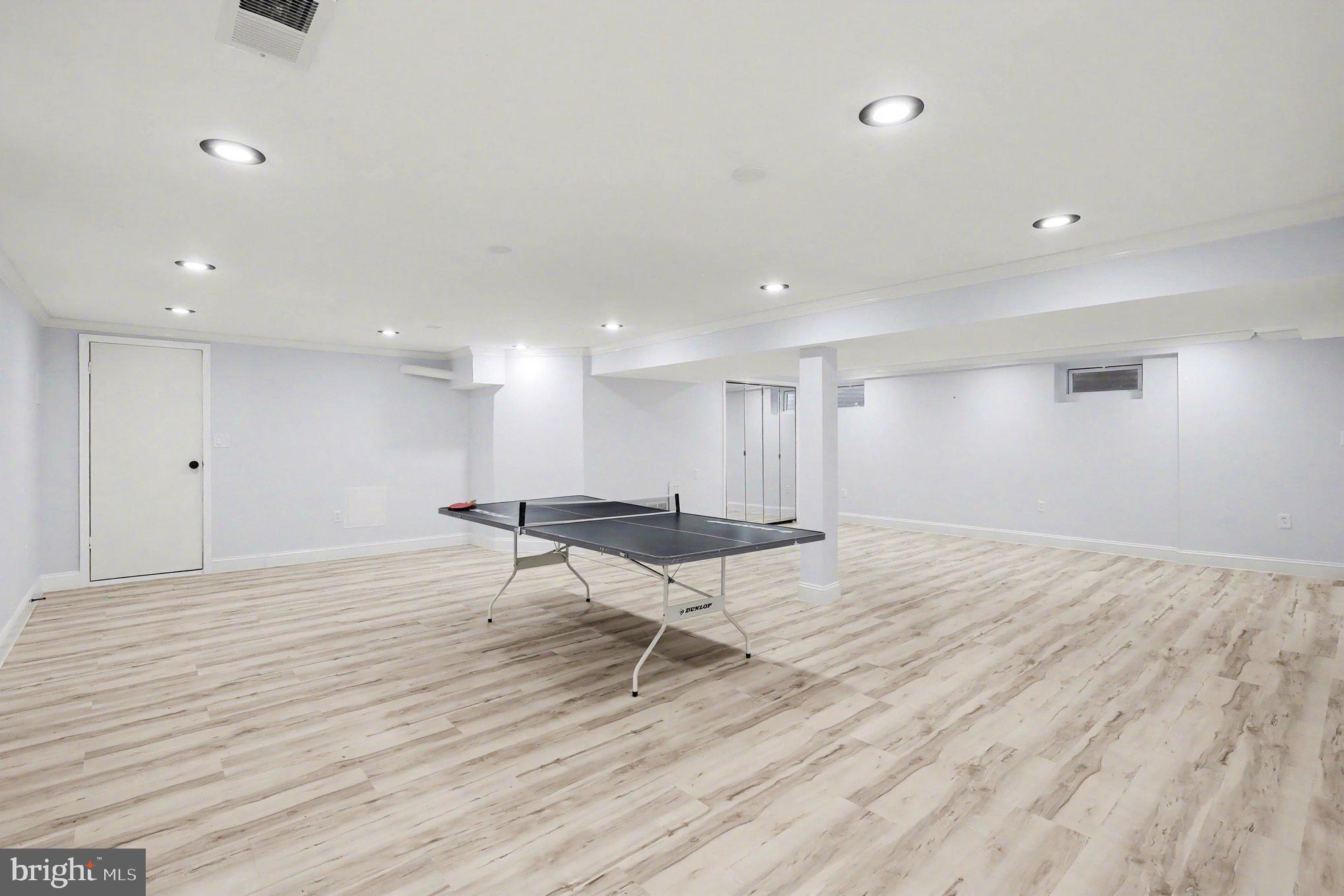 9414 WADSWORTH DRIVE