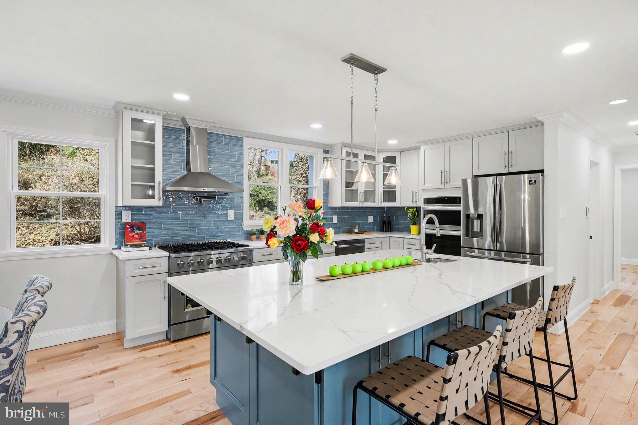 9414 WADSWORTH DRIVE