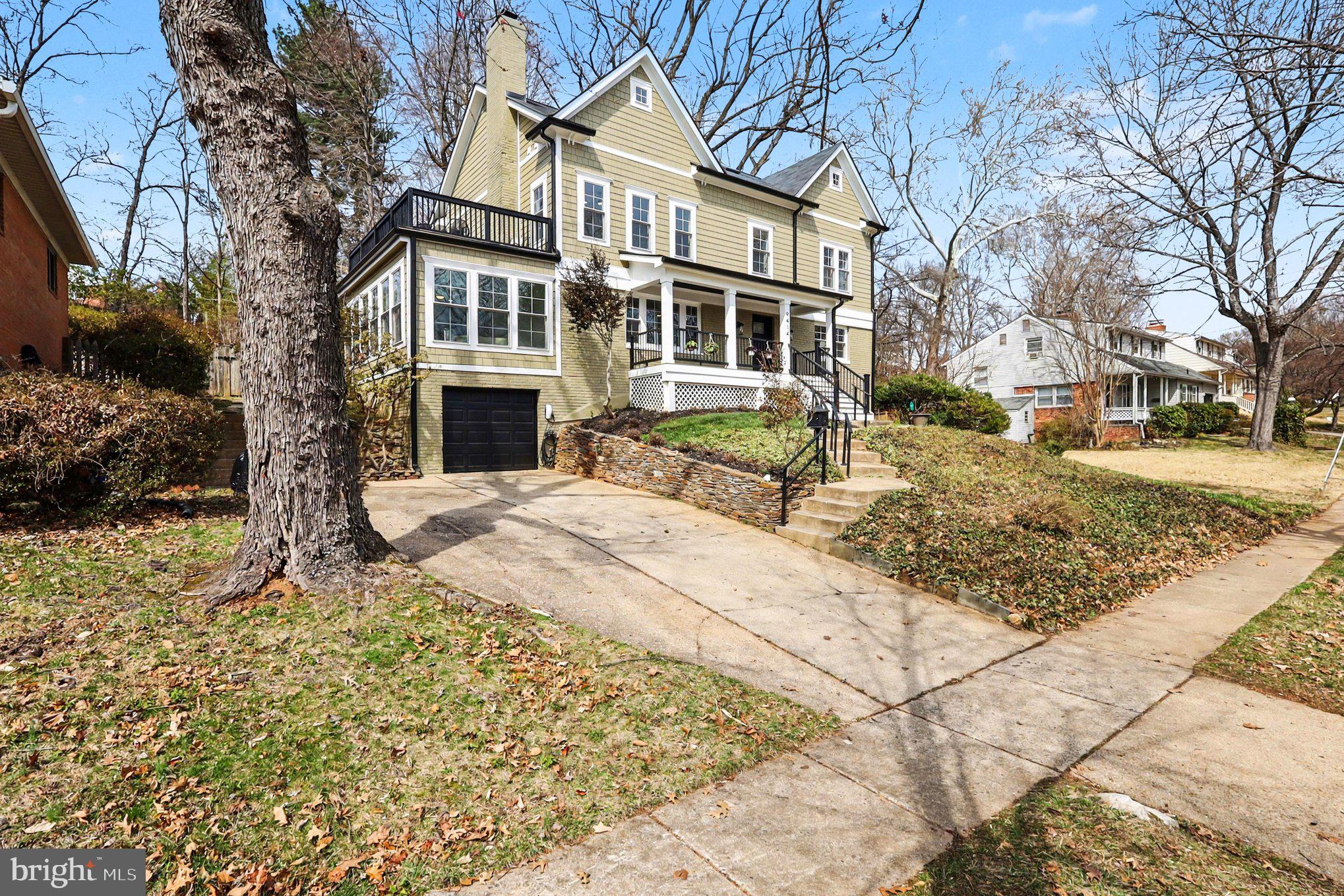 9414 WADSWORTH DRIVE