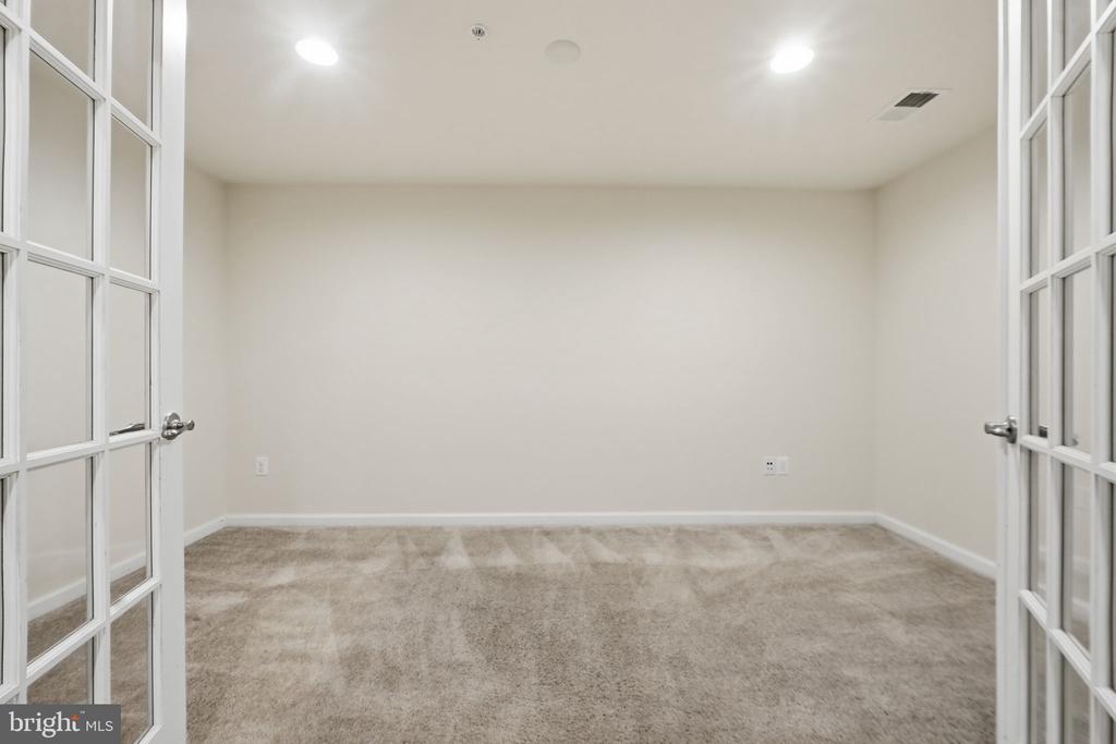 22447 BRIGHT SKY DRIVE