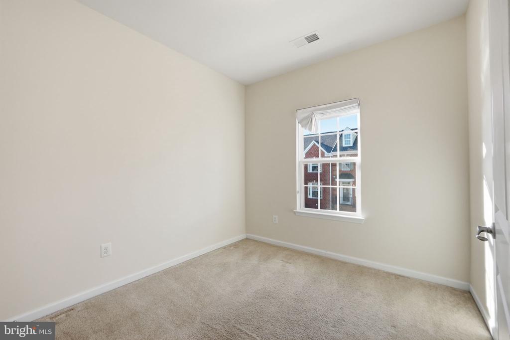 22447 BRIGHT SKY DRIVE