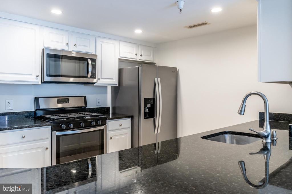11710 OLD GEORGETOWN ROAD 1322