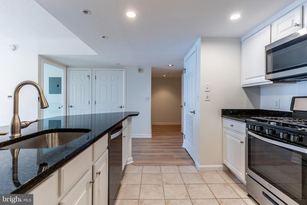 11710 OLD GEORGETOWN ROAD 1322