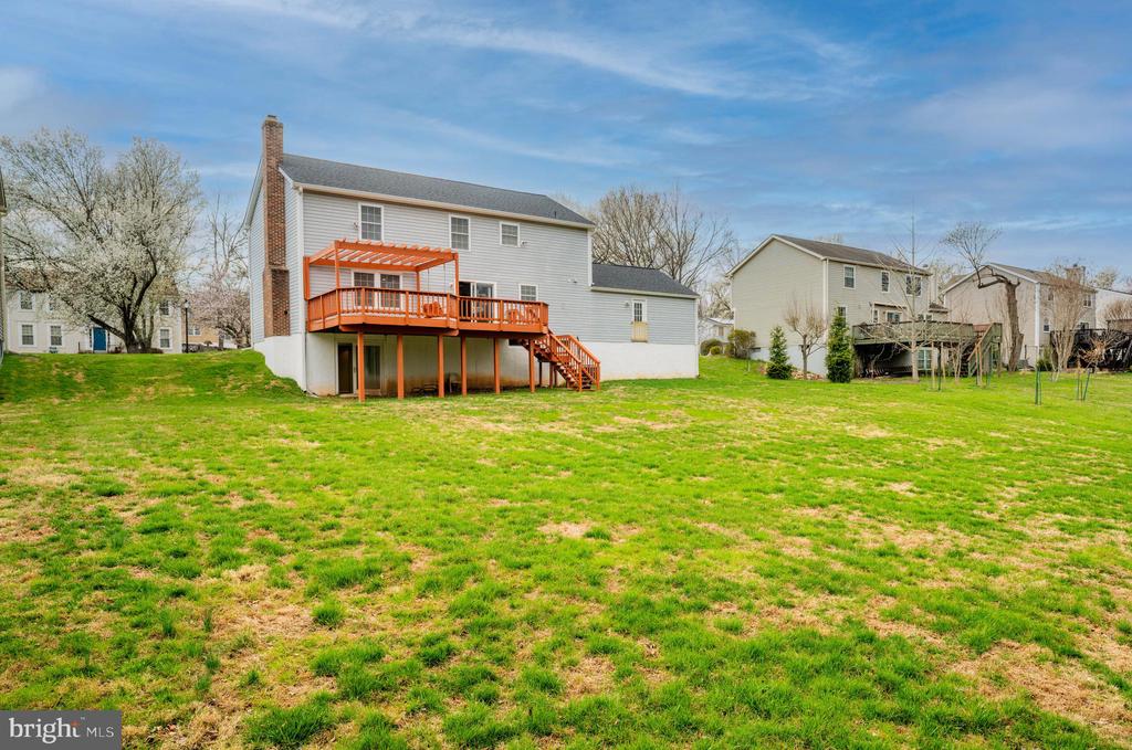 1316 WINDMILL LANE