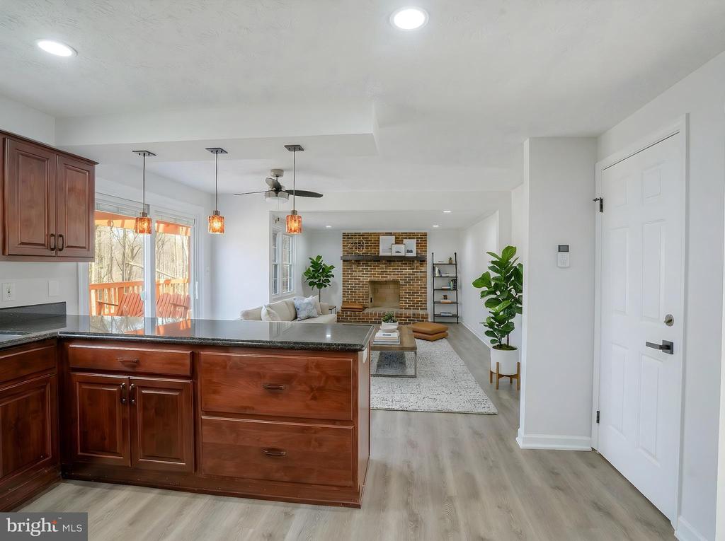 1316 WINDMILL LANE