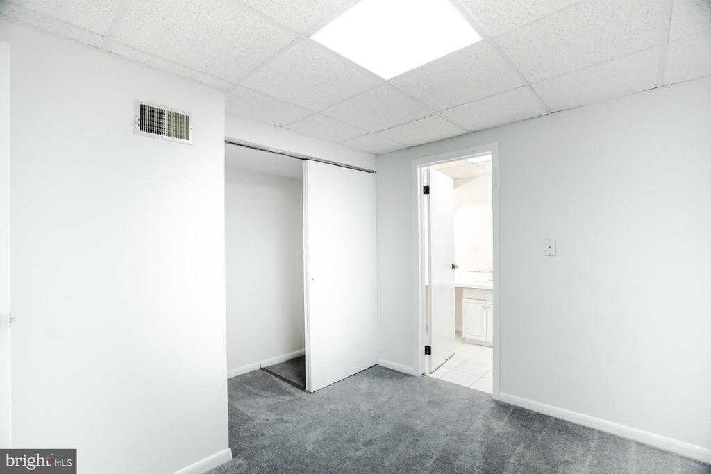 1316 WINDMILL LANE