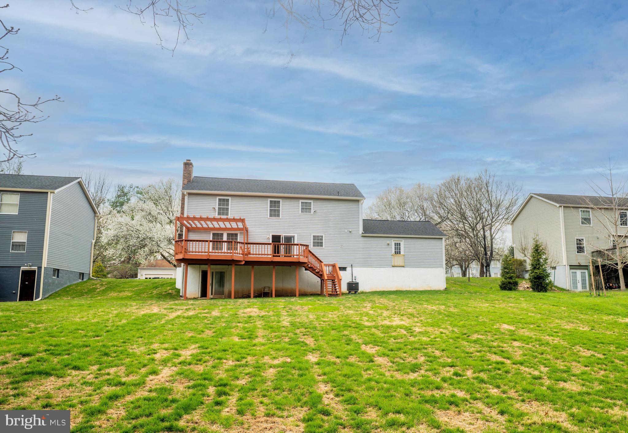 1316 WINDMILL LANE