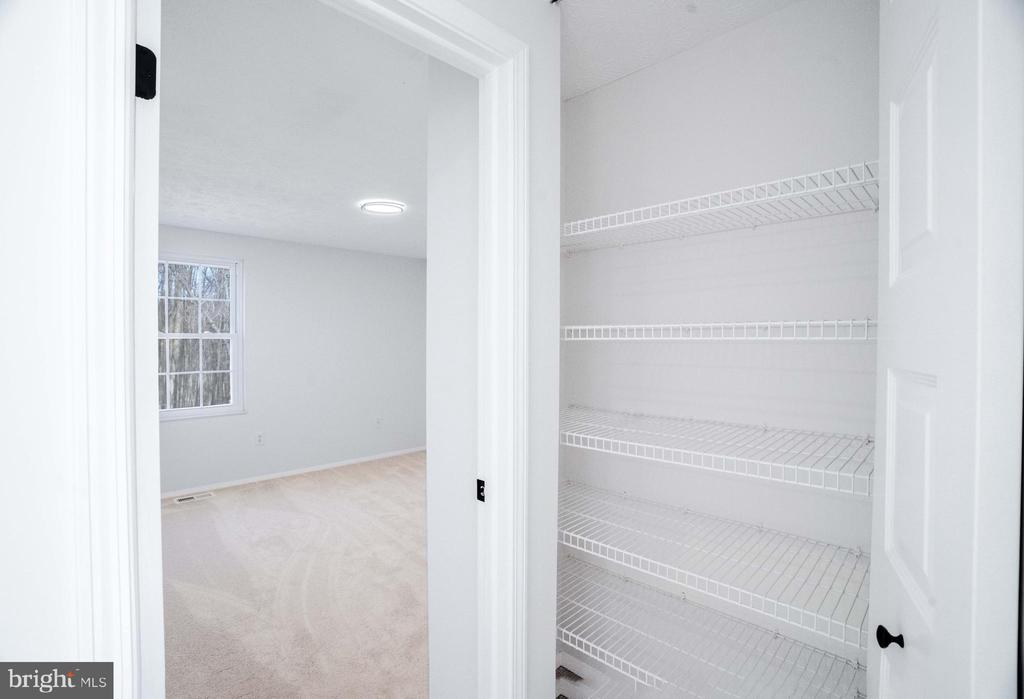 1316 WINDMILL LANE