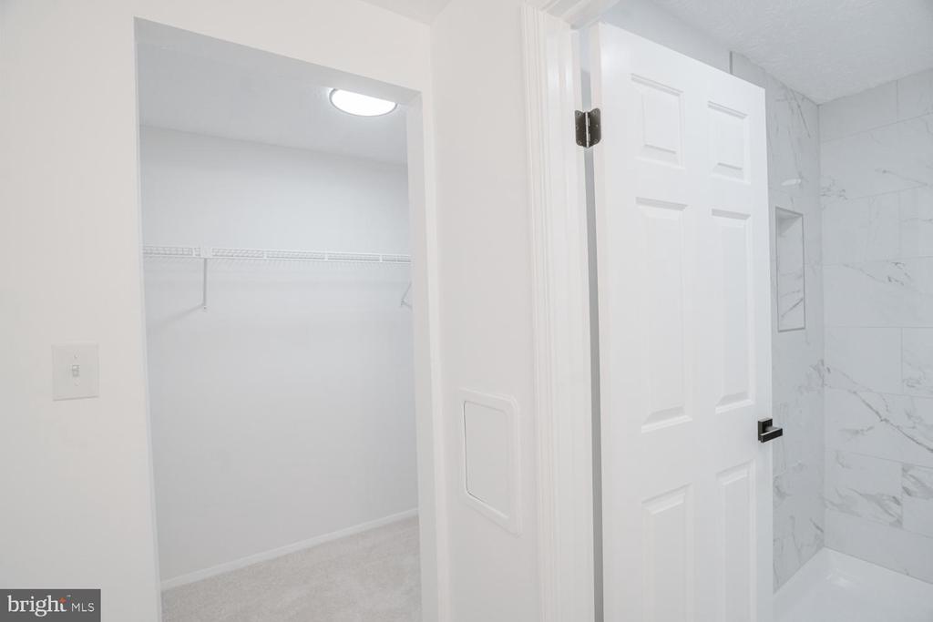1316 WINDMILL LANE