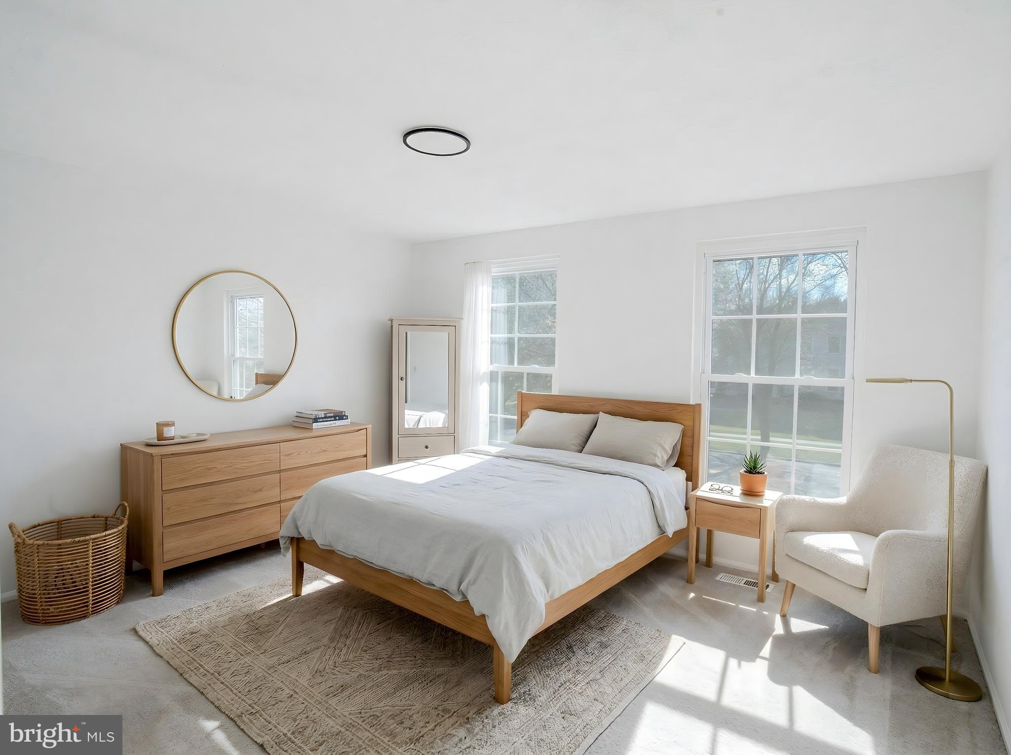 1316 WINDMILL LANE
