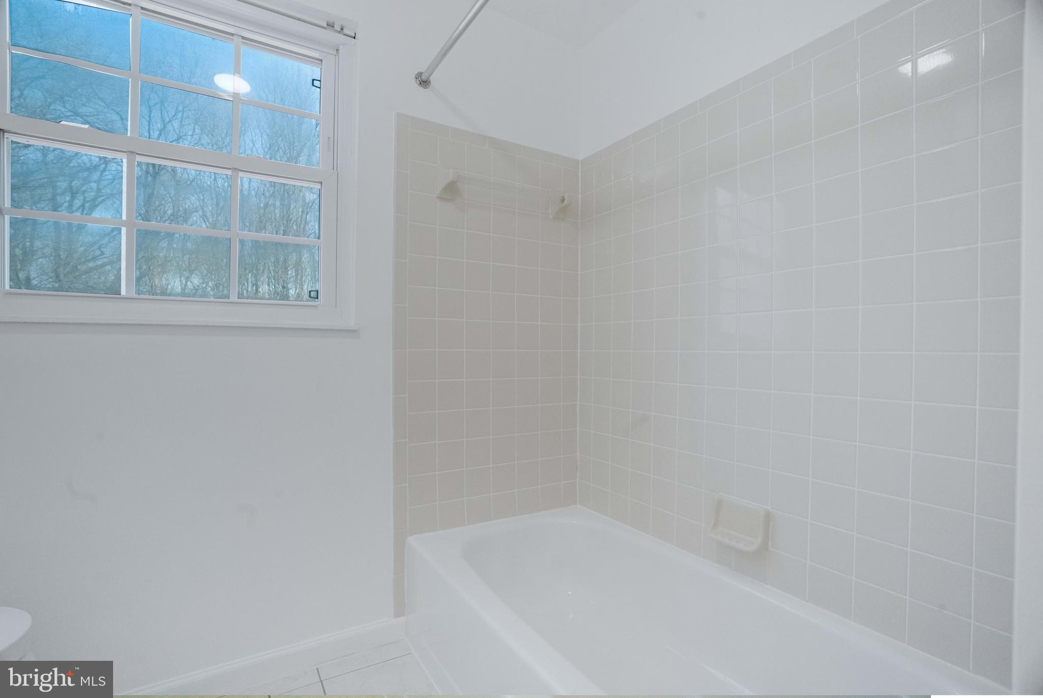 1316 WINDMILL LANE