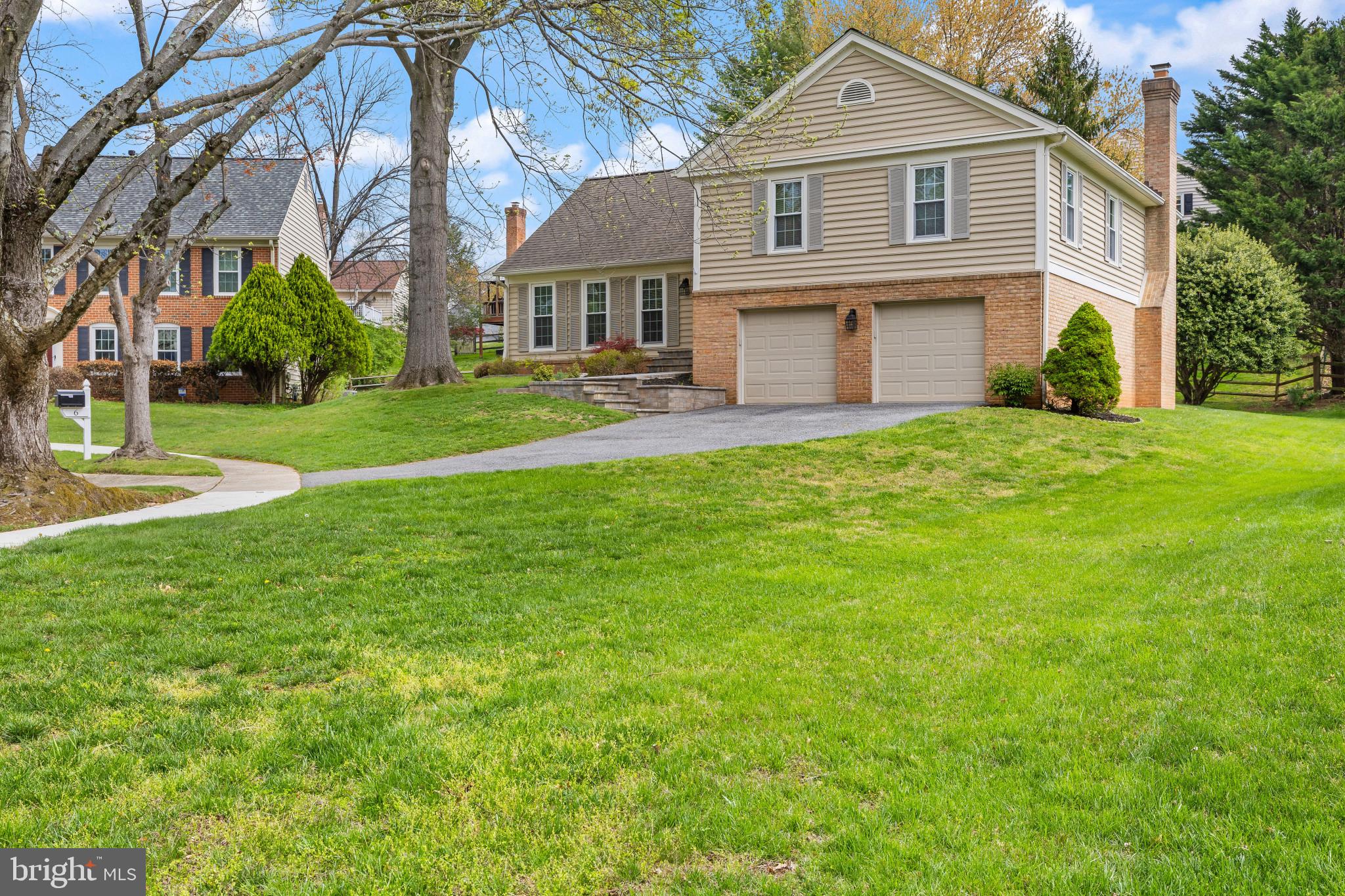 6 CHANCELET COURT